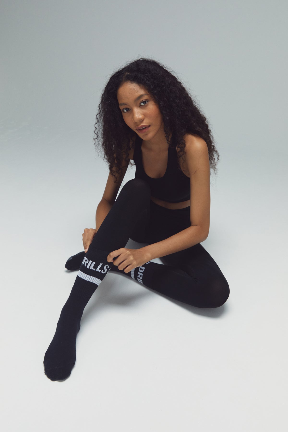 DRILLS Toujours Socks Black (Unisex)