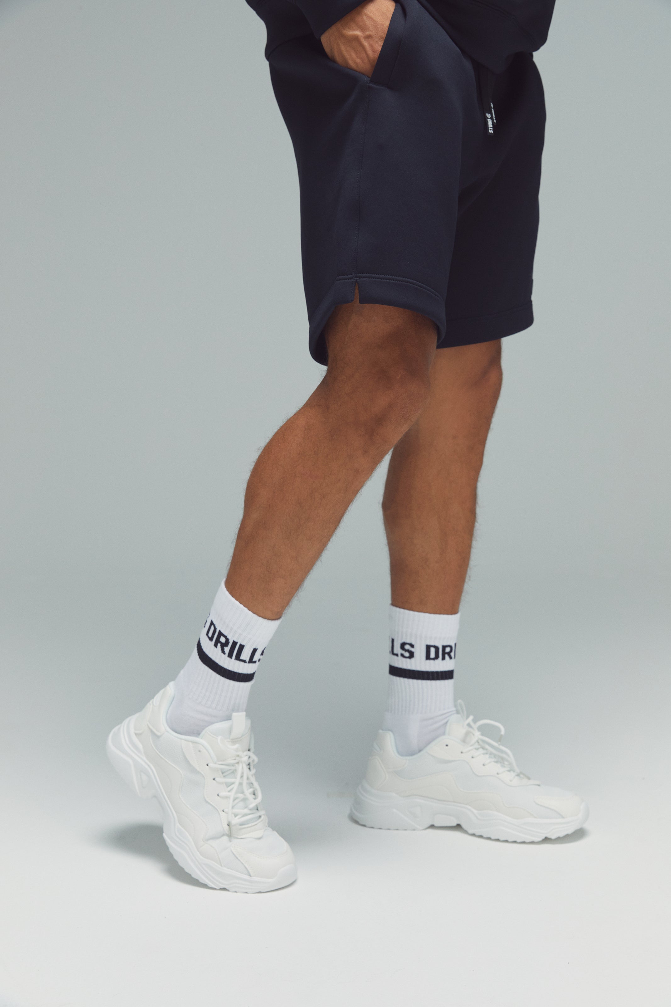 DRILLS Toujours Socks White (Unisex)