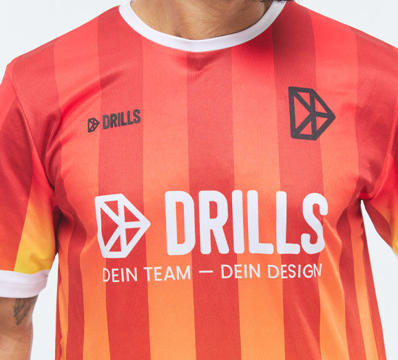 Frontansicht selbst erstelltes Trikot DRILLS